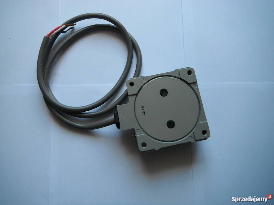 E2MMP20 Omron Proximity switch przełącznik Chlewiska