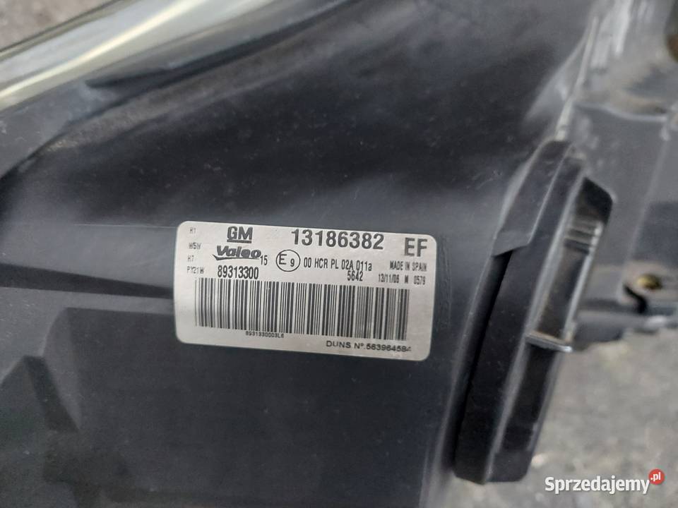 Lampy Przód Opel Corsa D Lewa I Prawa Komplet