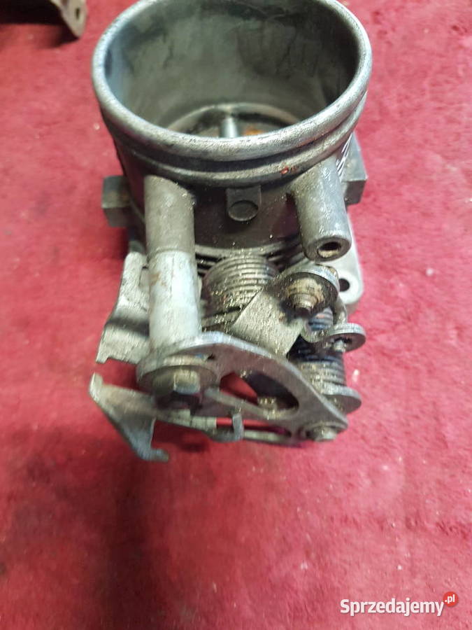 BMW 30 PRZEPUSTNICA POWIETRZA CZUJNIK TPS Rok produkcji 1992 Przepustnice