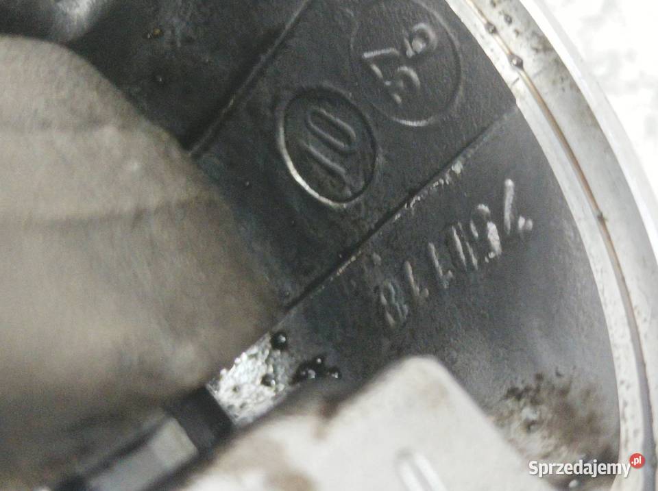 TŁOK KORBOWÓD 75L118 16 E HDI Citroen C4 Cactus