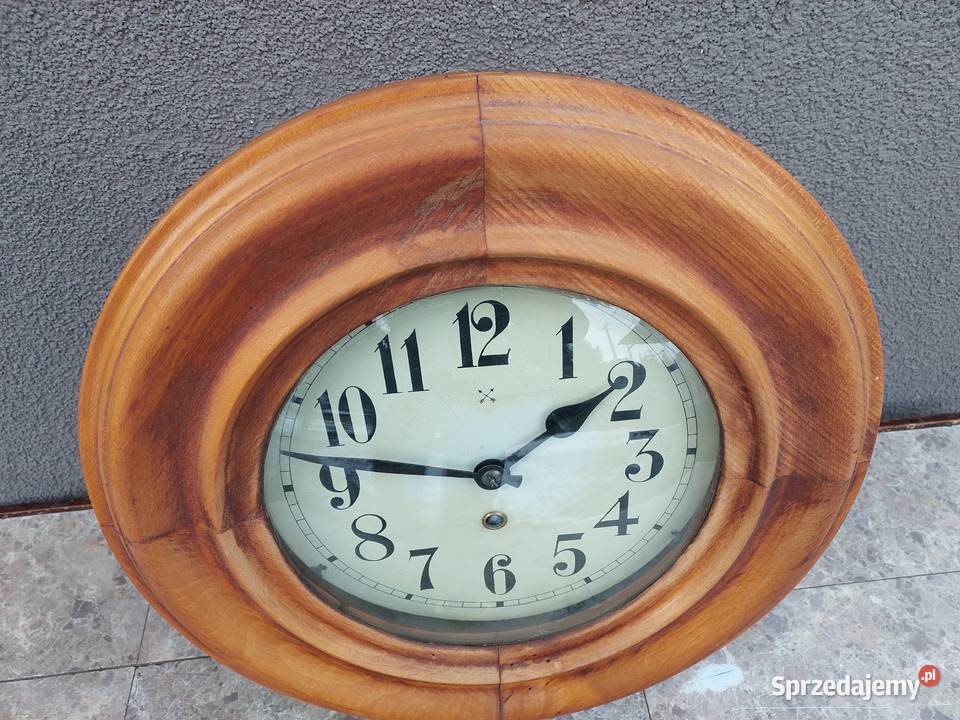 Stary okrągły zegar ścienny klubowy przedwojenny Tczew