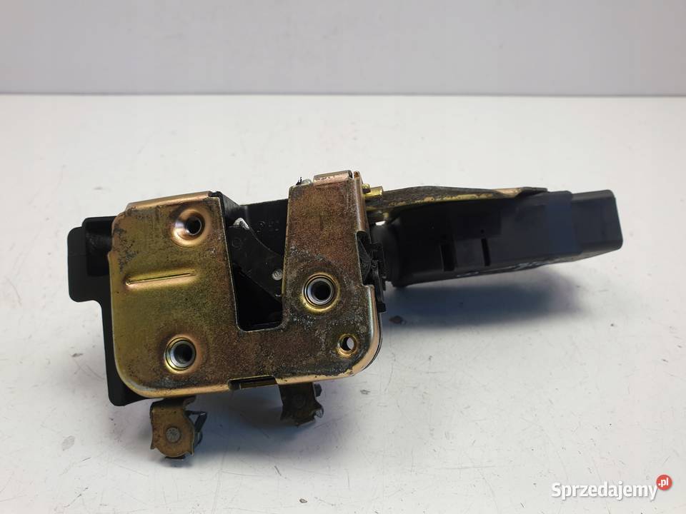 Mitsubishi Space Star ZAMEK PRZEDNICH DRZWI lewy Janów sprzedam