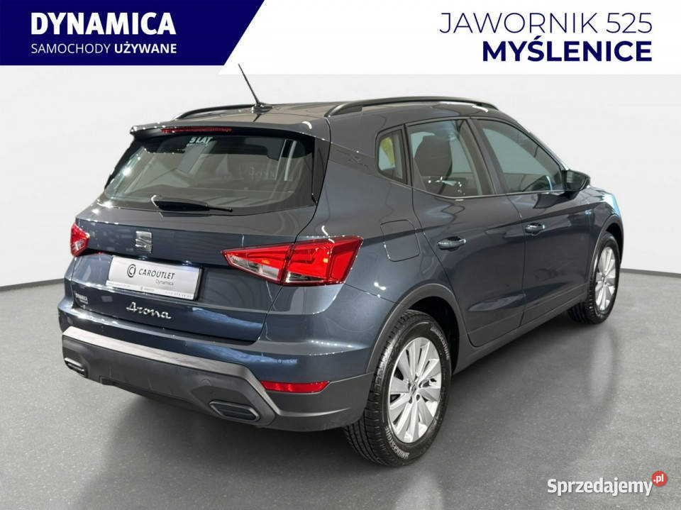 Seat Arona Style 10TSI 95 M5 2023 r salon I szary Myślenice