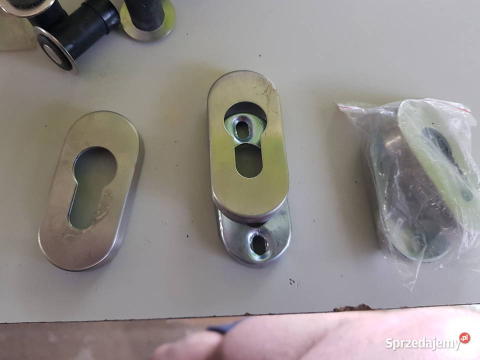 Elektrozaczep Rygiel Wpuszczany Rozetki szyldu Włocławek sprzedam