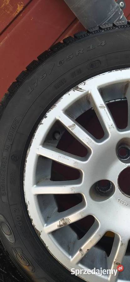 Alufelgi z oponami 4x100 Nissan Dacia Renault mazowieckie sprzedam