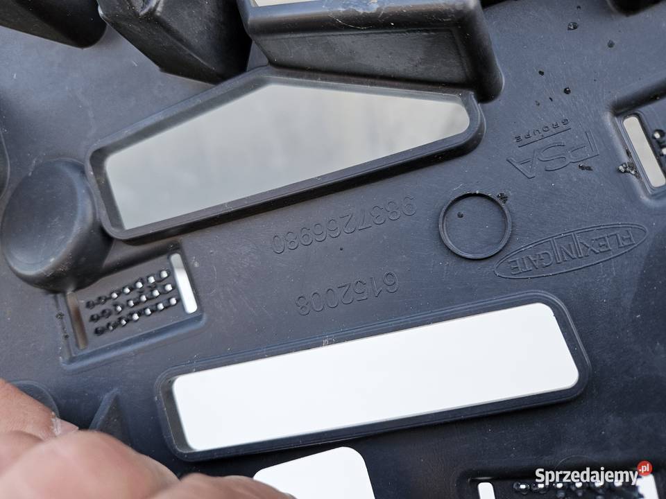 PEUGEOT 308 III T10 ŚLIZG PRAWY ZDERZAKA PRZÓD Międzychód