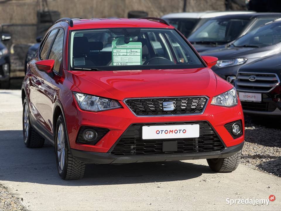 Seat Arona centralny zamek Arona