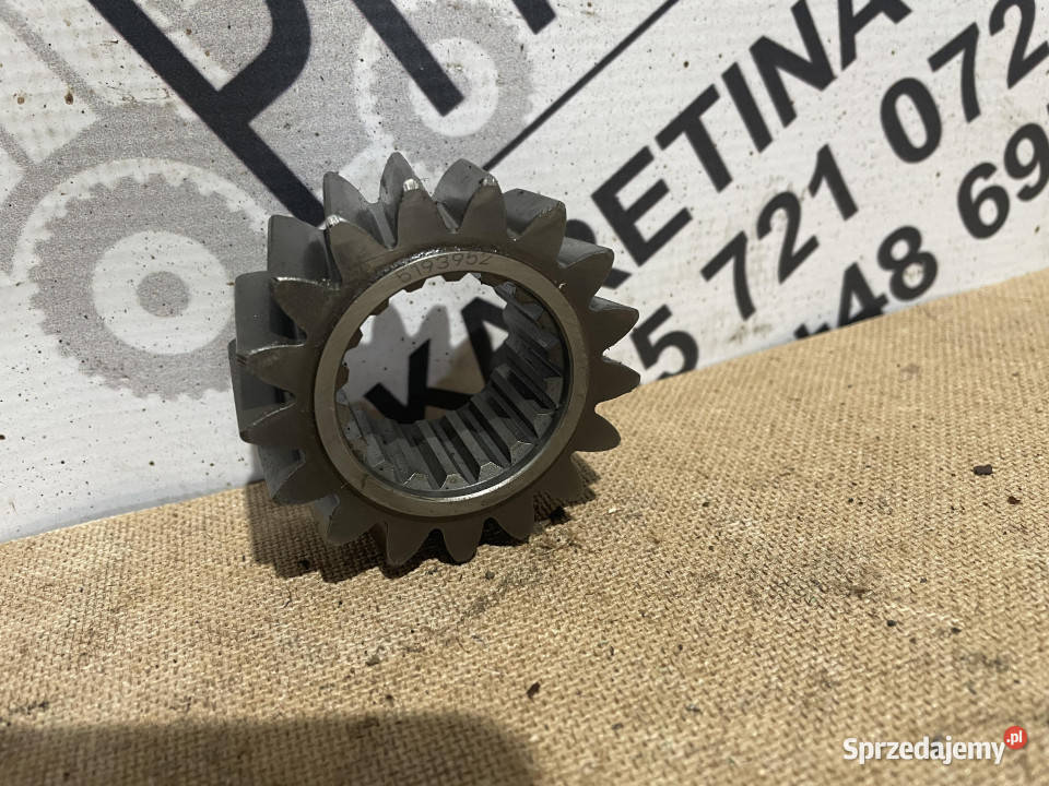 Holland T6 T7 koło zębate 5193952 Jastrzębniki sprzedam