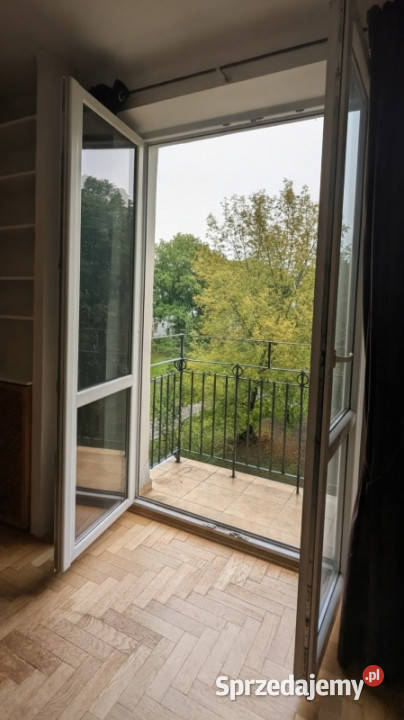 Jasne 2 pokoje 465 m balkon i dębowy parkiet mazowieckie Warszawa
