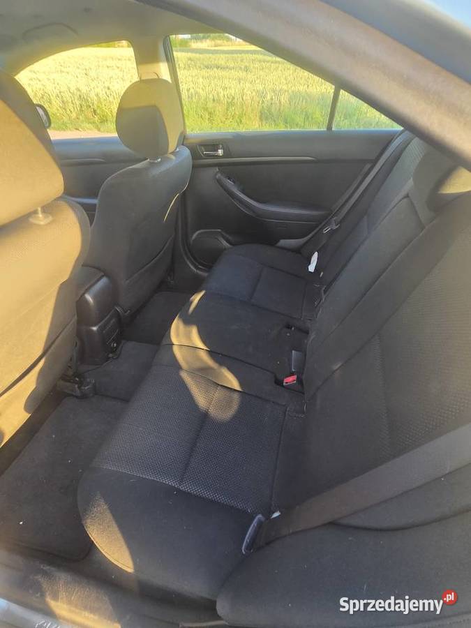 Toyota avensis t25 2005r 116KM Tymowa sprzedam