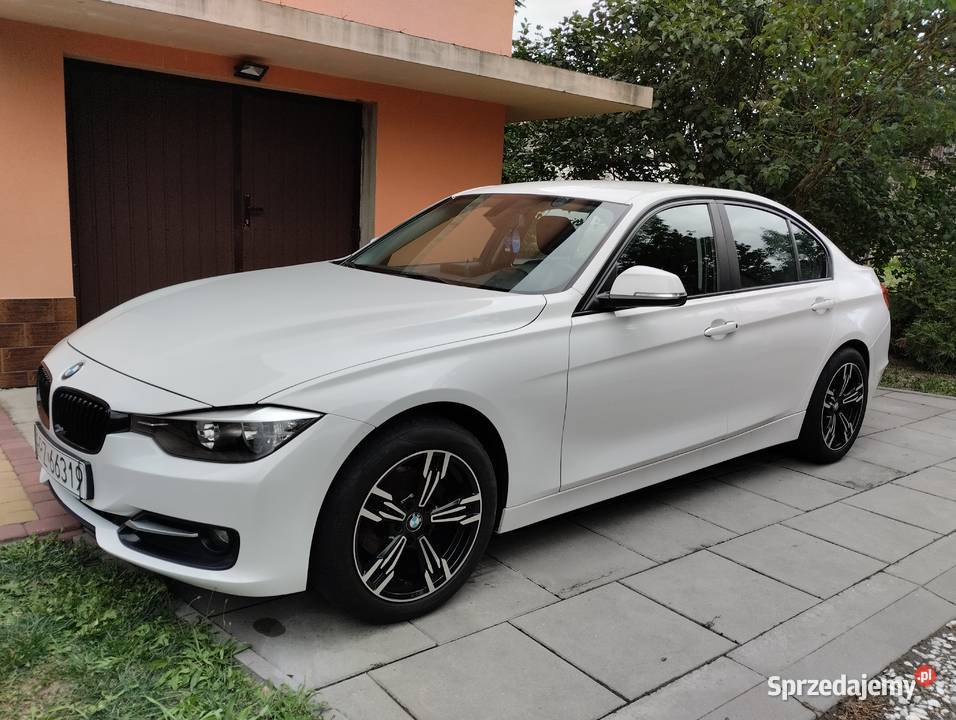 BMW Serii 3 F30 2012 316d mapie ok 180 Zadbane Przeworsk