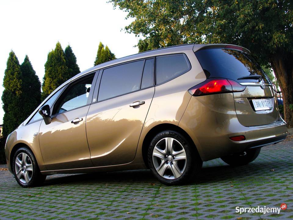 Opel Zafira 14 Turbo 140 sprowadzony 7 miejsc Zafira Radom