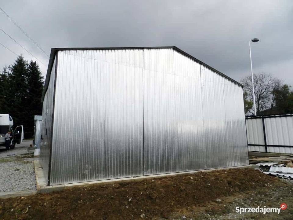 Blaszana montowana hala 78 m srebrna Kraków