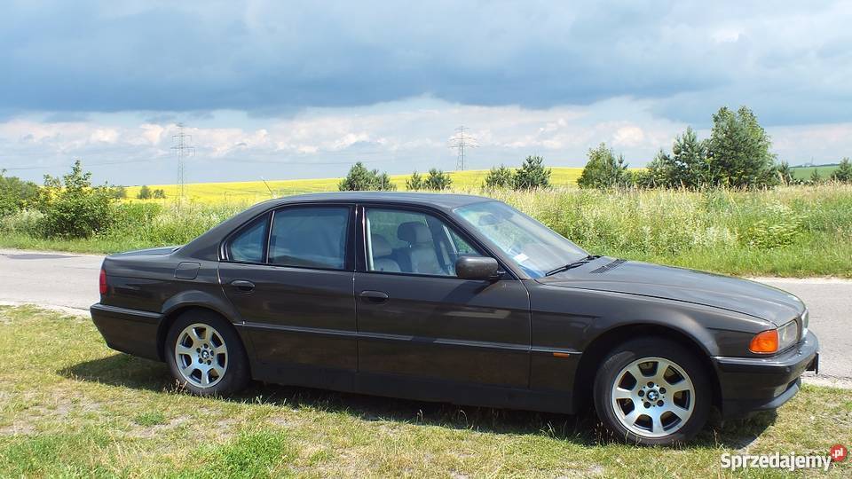 BMW 750i W12 326 LPG stan podgrzewane fotele Zawiercie
