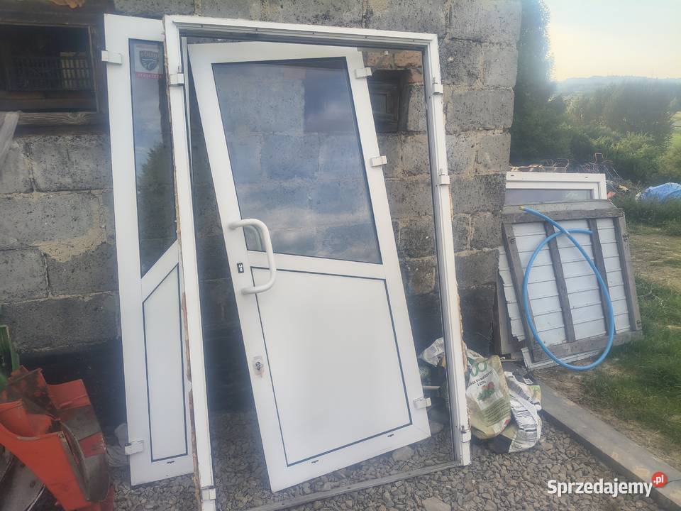 Sprzedam Drzwi aluminiowe zewnętrzne Sieklówka