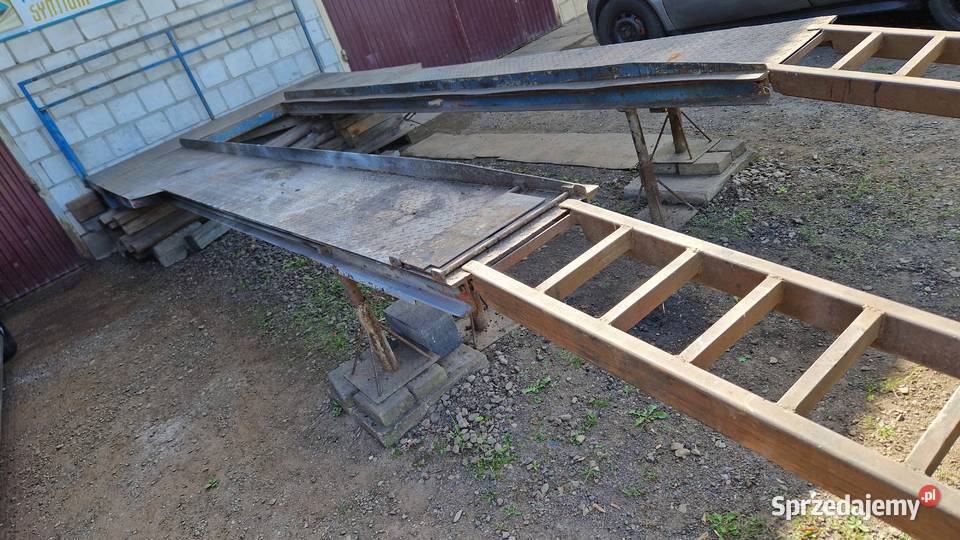 Najazd samochodowy Rampy i najazdy