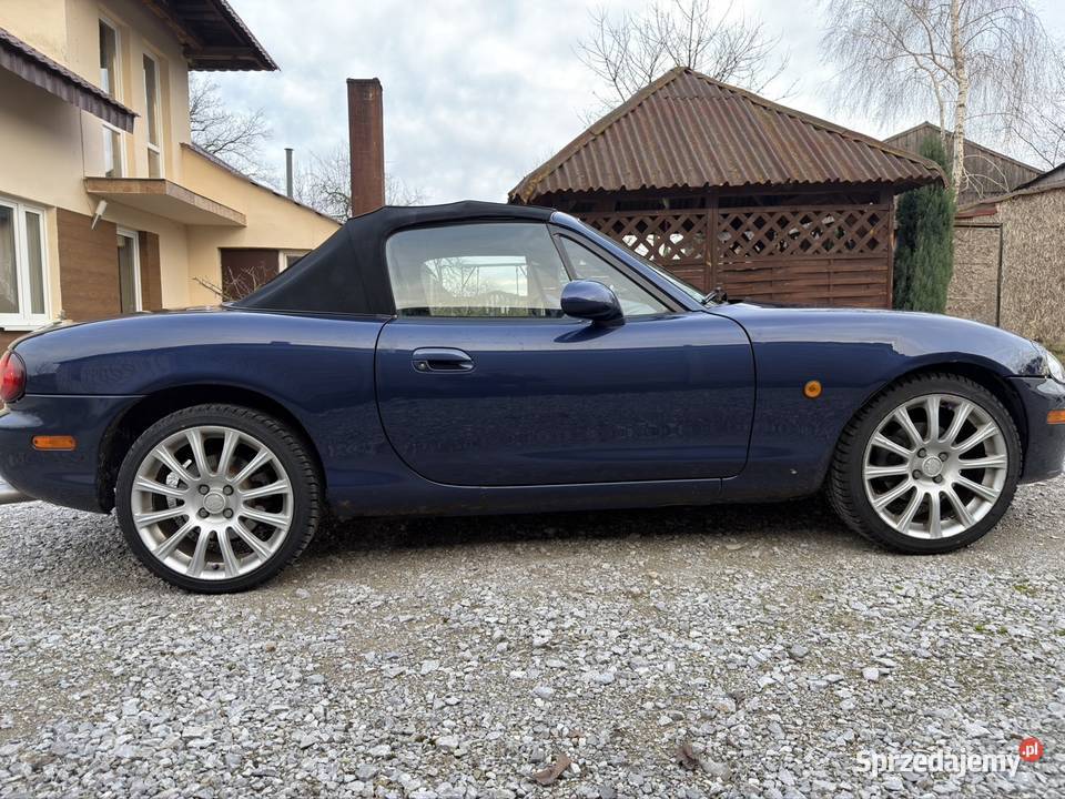 2003 Mazda MX5 NbFL Momocicha