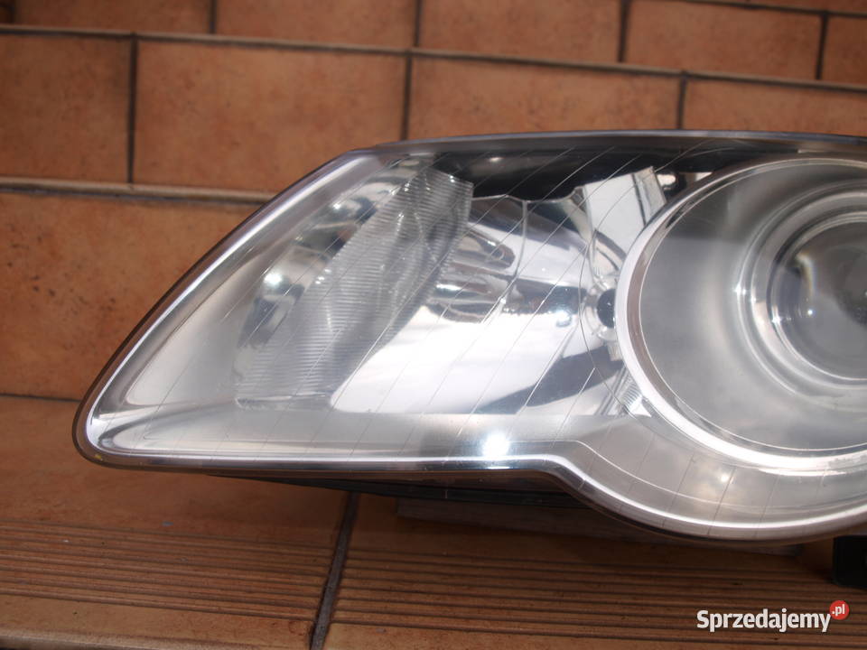 VW Passat B6 lampa lewa przód zwykła 2005 2010r osobowe wielkopolskie Kalisz