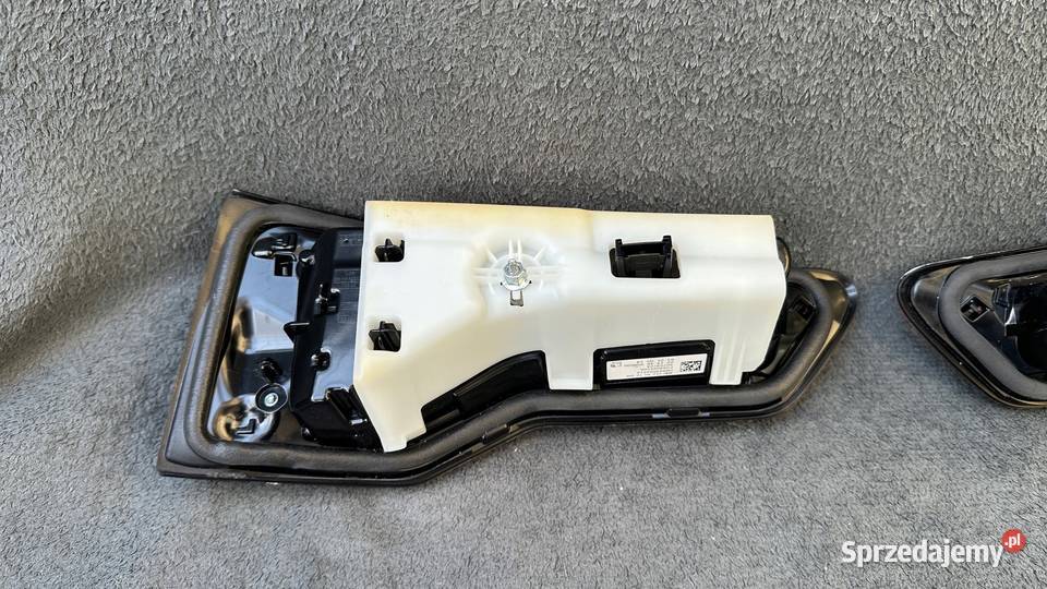 BMW X2 U10 LAMPA TYLNA PRAWA W KLAPE EUROPEJSKA Gorzów Wielkopolski