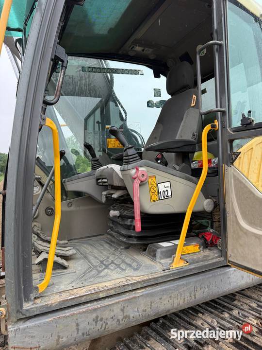 KOPARKA GĄSIENICOWA VOLVO EC210CL 2008 Źródła