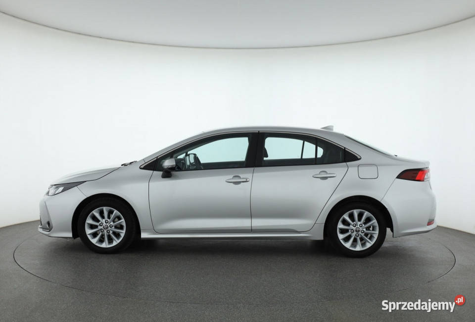 Toyota Corolla 15 VVTi wielofunkcyjna kierownica Corolla Piaseczno