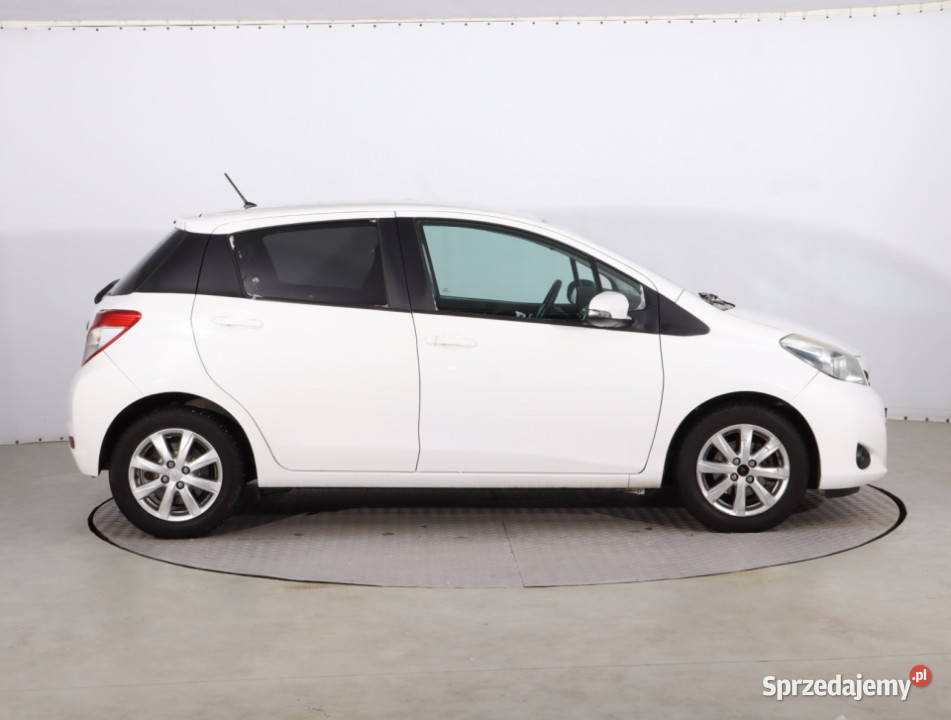 Toyota Yaris 133 Dual VVTi mazowieckie Piaseczno