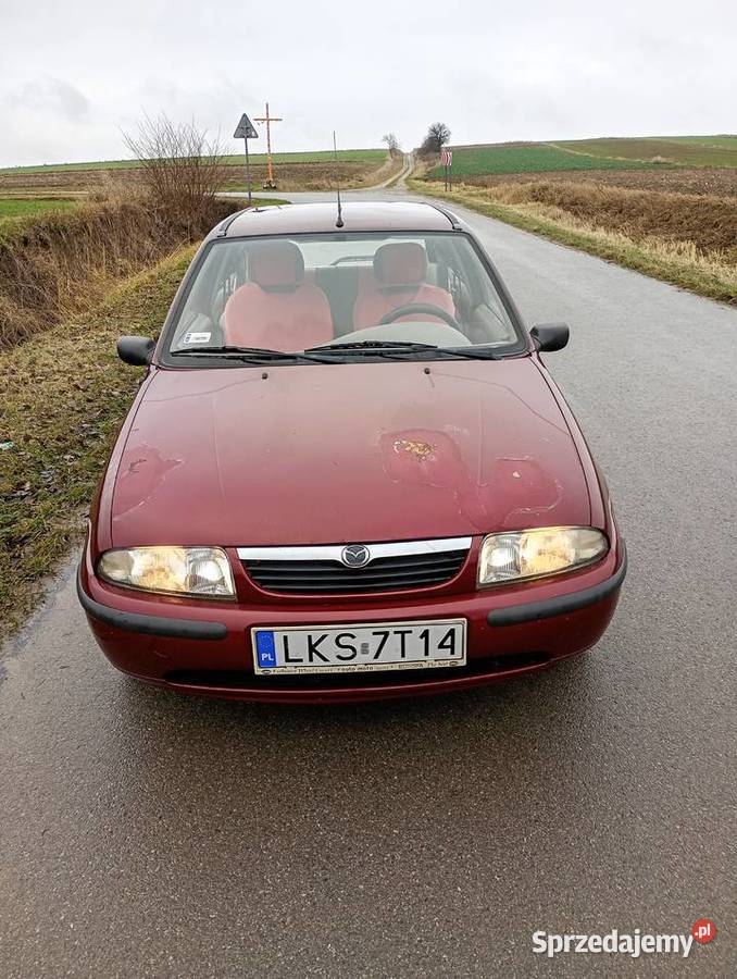 Mazda 121 13 benzyna