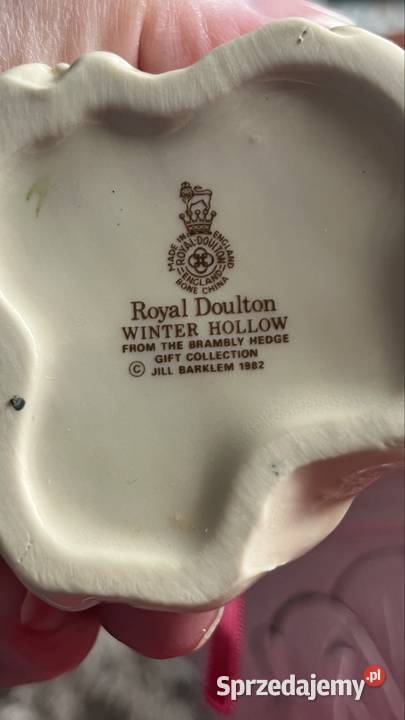 Porcelanowa figurka zimowe kwiaty Royal Doulton