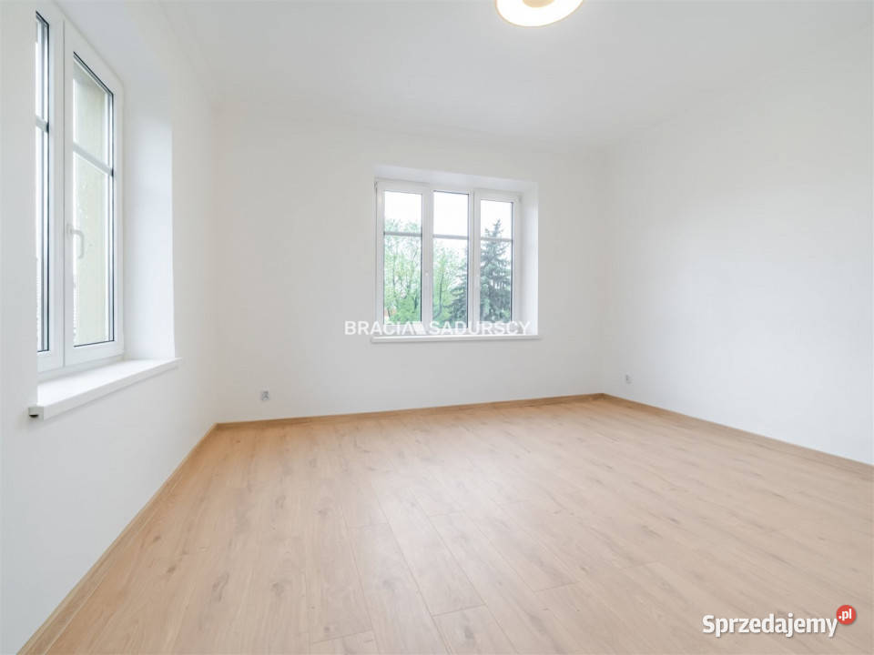 Sprzedaż mieszkania Skawina 50m2 3 pokoje udział małopolskie