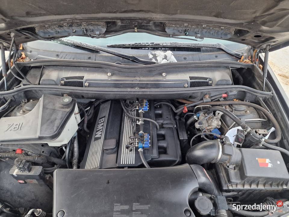 BMW X5 30 benz z LPG2Włascicielibez korozji klimatyzacja X5 Niestępowo sprzedam