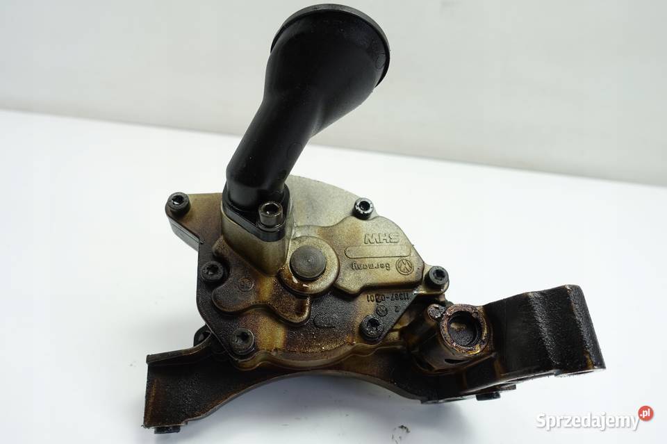 VW Golf V 14 TSI POMPA OLEJU 03C103669E Chełm