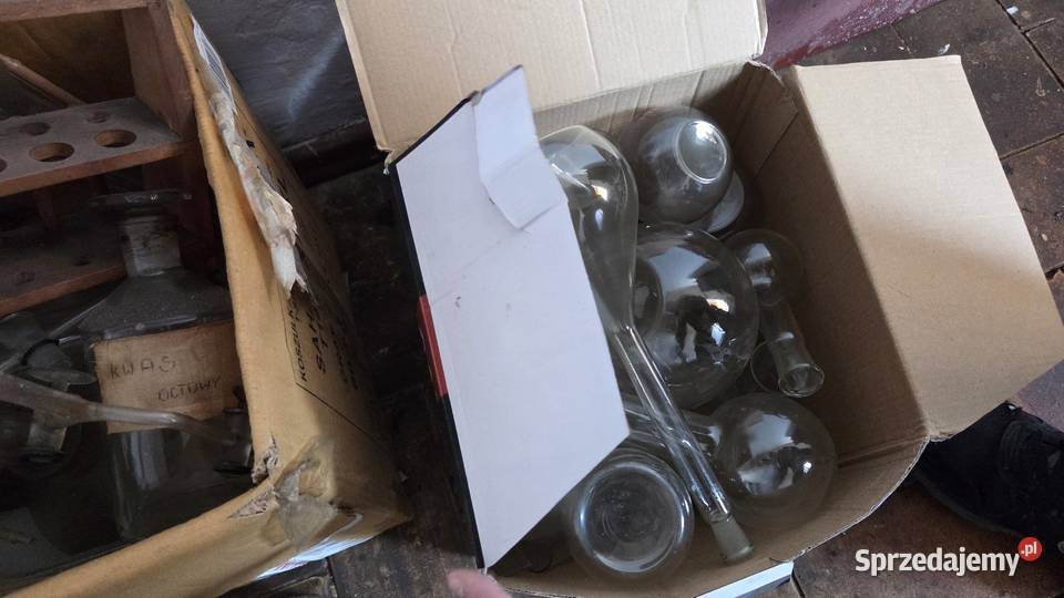 Menzurki pipety wyposażenie laboratorium Świętochłowice