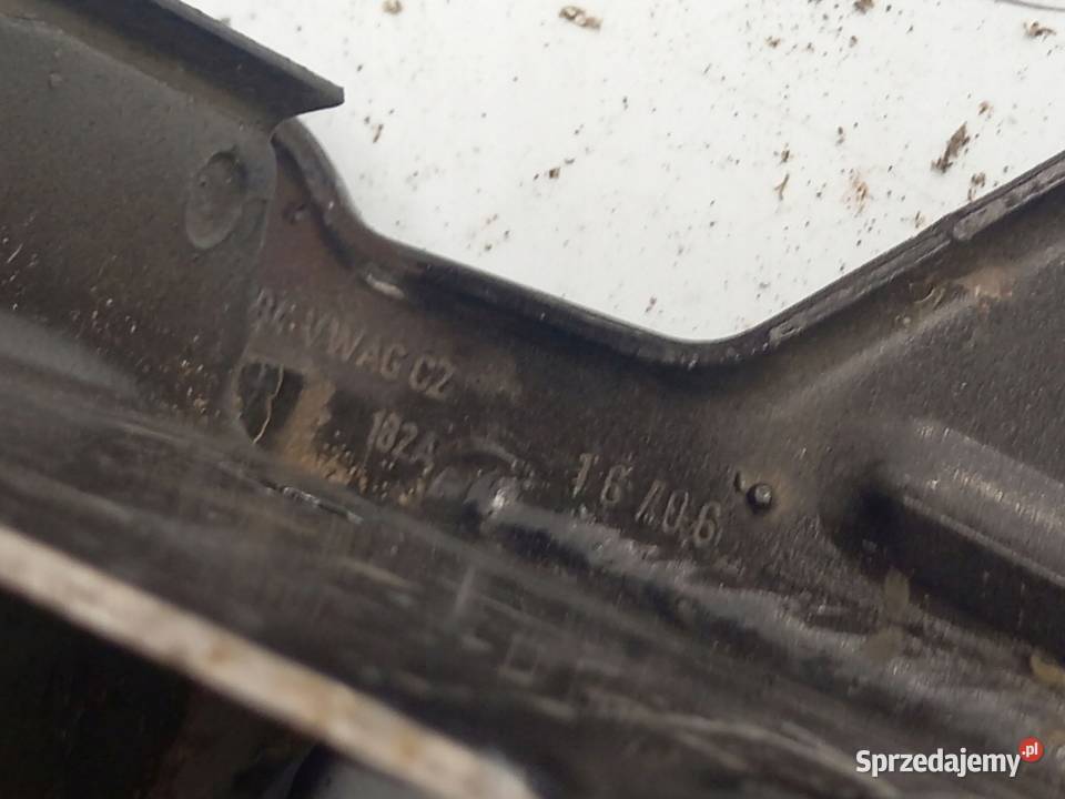 TOYOTA PRIUS XW20 06r podłużnica prawa Kielce