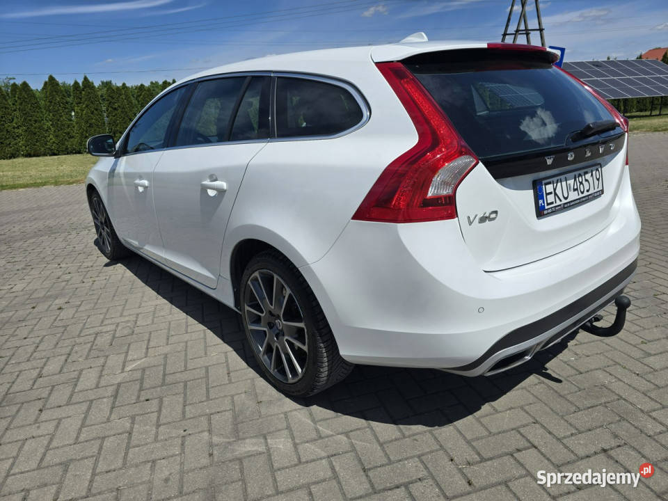 Volvo V60 20hdi NaviSerwisXenonyLedyBiała gniazdo AUX