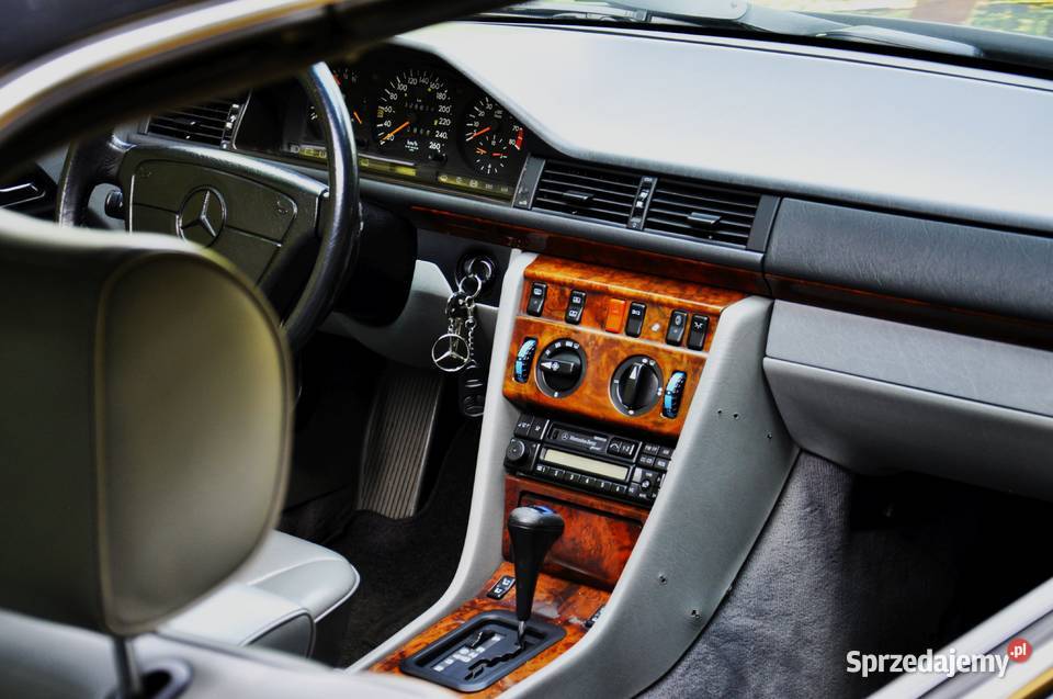 Mercedes W124 coupe 300CE24 Warszawa