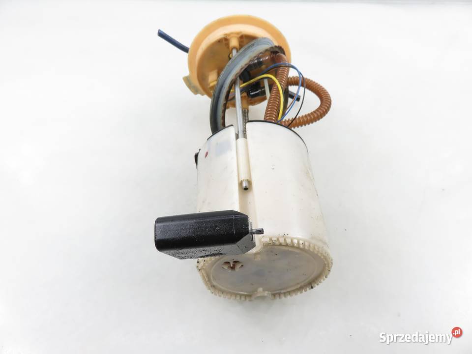 POMPA PALIWA AUDI Q5 30 TDI 8R0919050 osobowe sprzedam