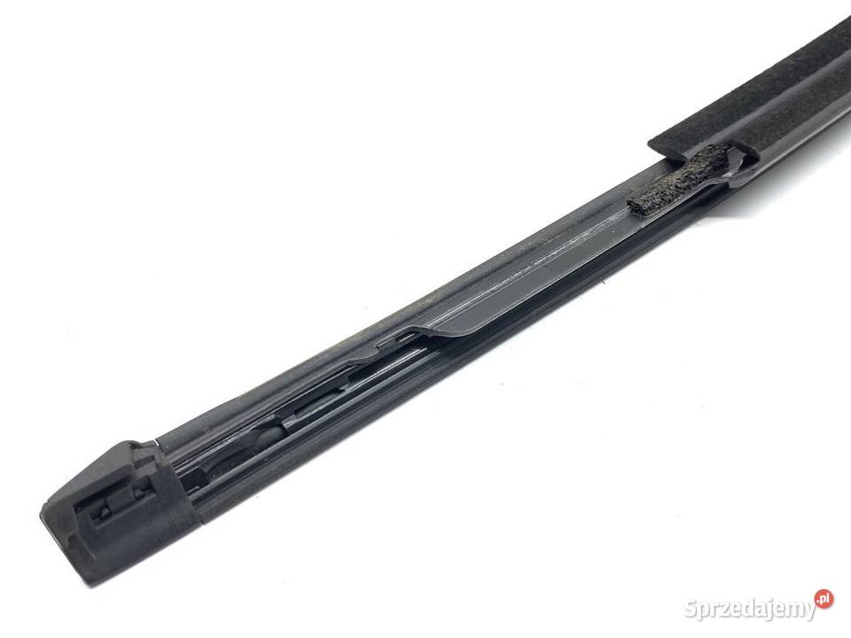 LISTWA ZGARNIAJĄCA TYŁ LEWY LEXUS LBX Listwy sprzedam