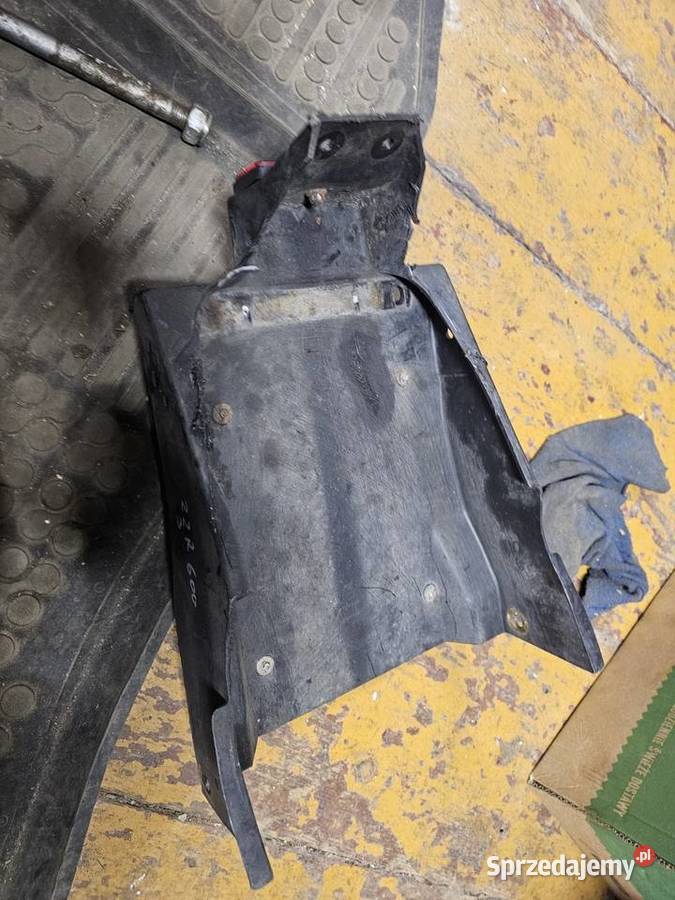 Kawasaki ZZR 600 błotnik tył tylny tylni zzr600 Jelenia Góra