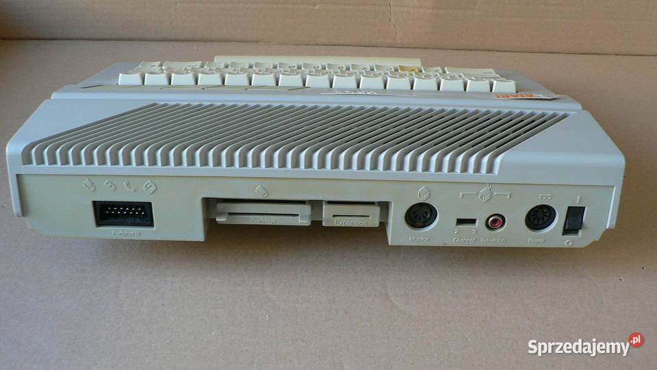 Komputer Atari i stacja dysków Radom