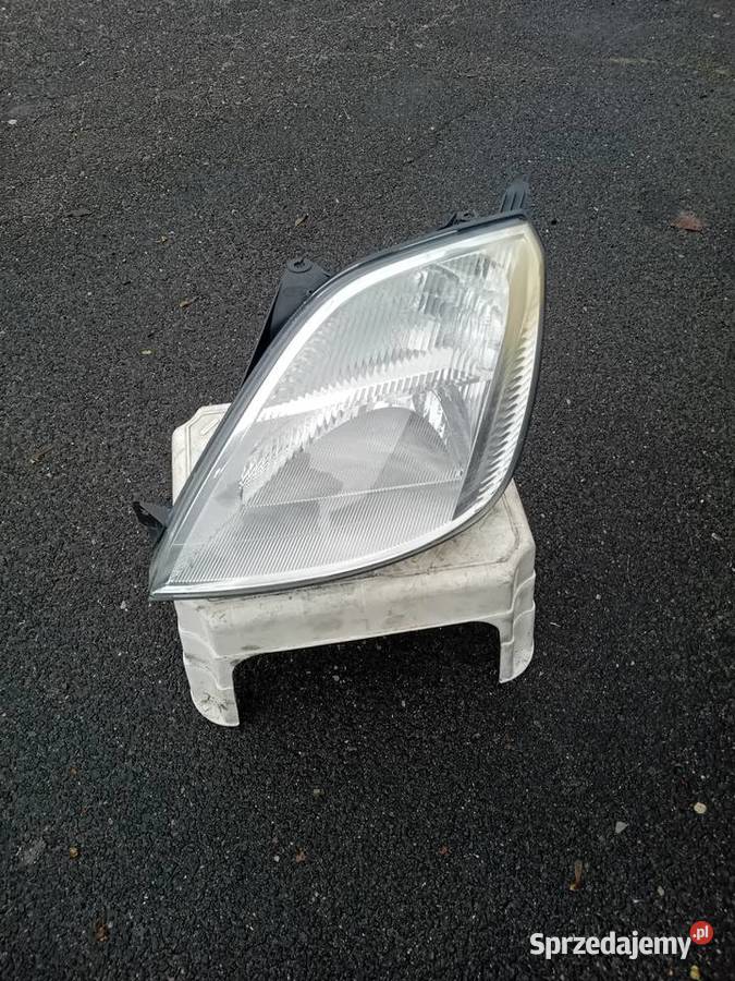 Lampy przednie PL Ford Fiesta mk6 Trzcianka