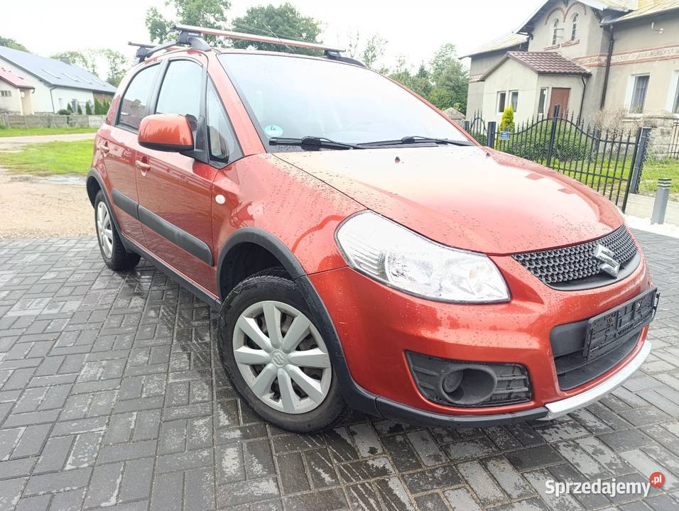 Ładne Suzuki SX4 z napędem 4x4 benzyna elektrochrom. lusterka boczne SX4 Sielsko