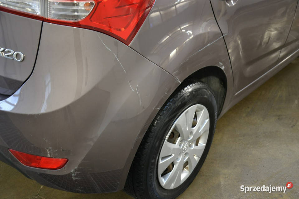 Hyundai ix20 14 benzyna 90 klimatyzacja mały manualna małopolskie Kęty sprzedam
