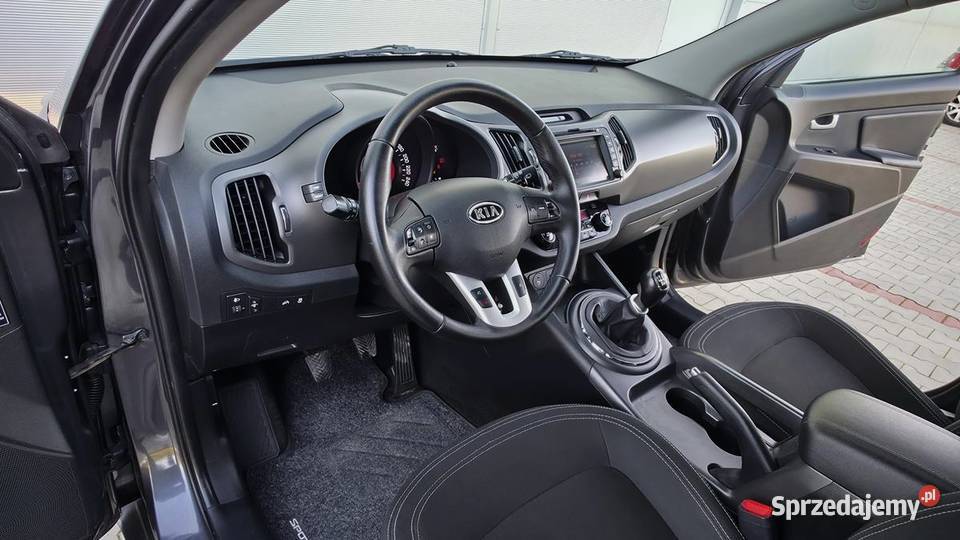 SPORTAGEZWYKŁE SPRZĘGŁOKamera Cofania Tempomat radio Gostynin