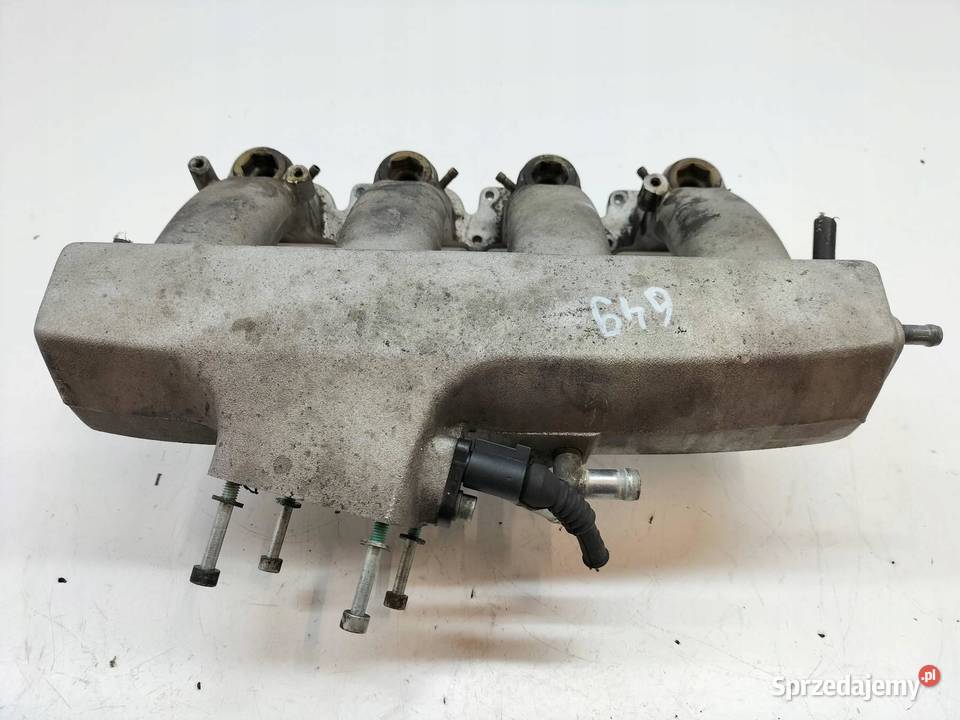 KOLEKTOR SSĄCY 06B133223AD 18 T 20V VW