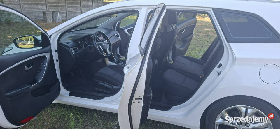 Hyundai i30 i30 zadbany sprawny 2 kplkół pełny wielofunkcyjna kierownica Lublin