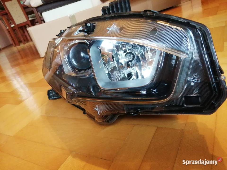 Lampy przednie 2 Honda Civic X 20172021 Jaszczew