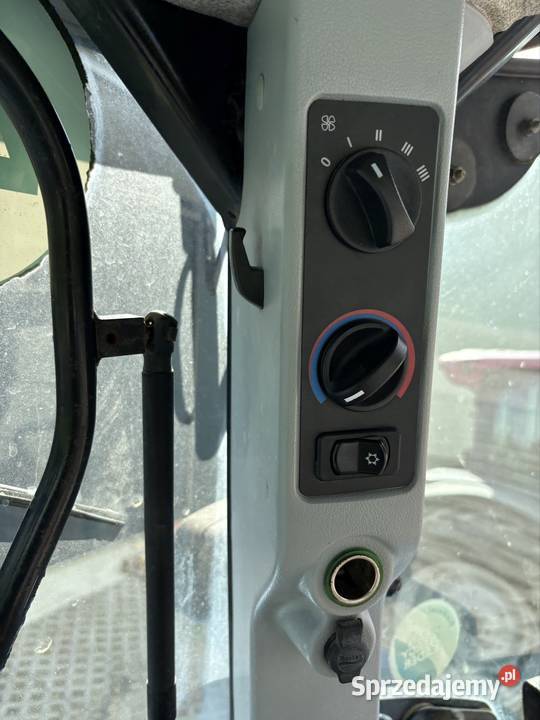 Holland T6030 PLUS pneumatyka Napęd 4x4 Ciągniki Czerwone sprzedam