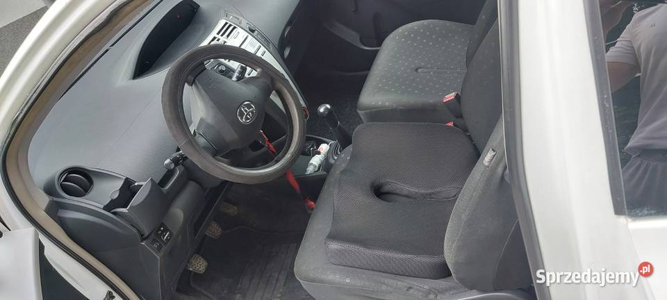 Toyota yaris p9 13 vvti Stan 1300cm3 Krosno