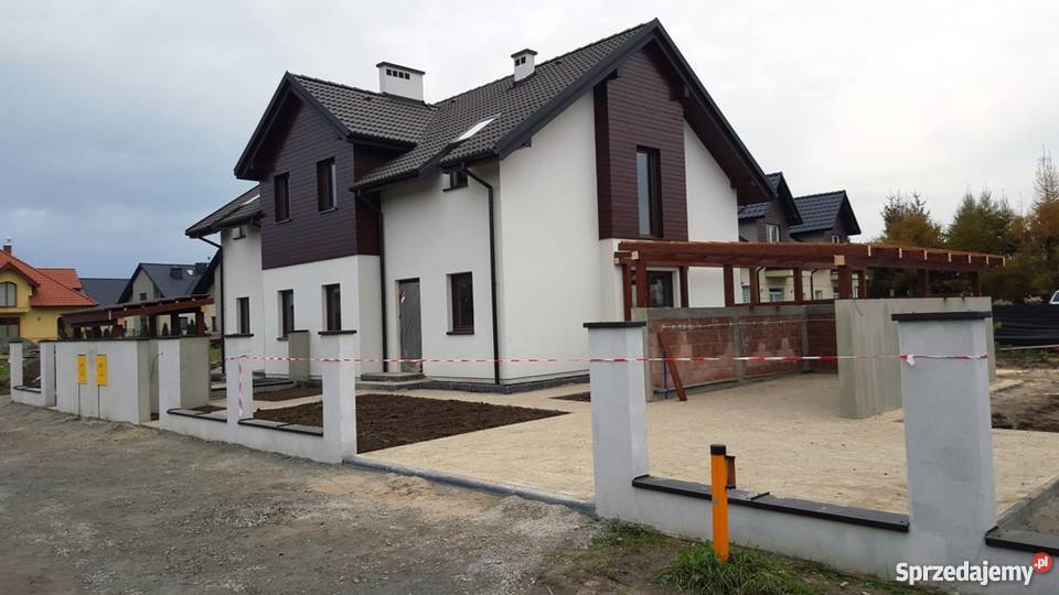 Dom w Zabudowie Bliźniaczej Brzezie Gm Zabierzów ogródek Domy