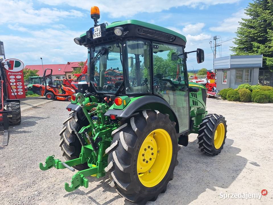 Ciągnik sadowniczy John Deere 5090 GF John Deere sprzedam